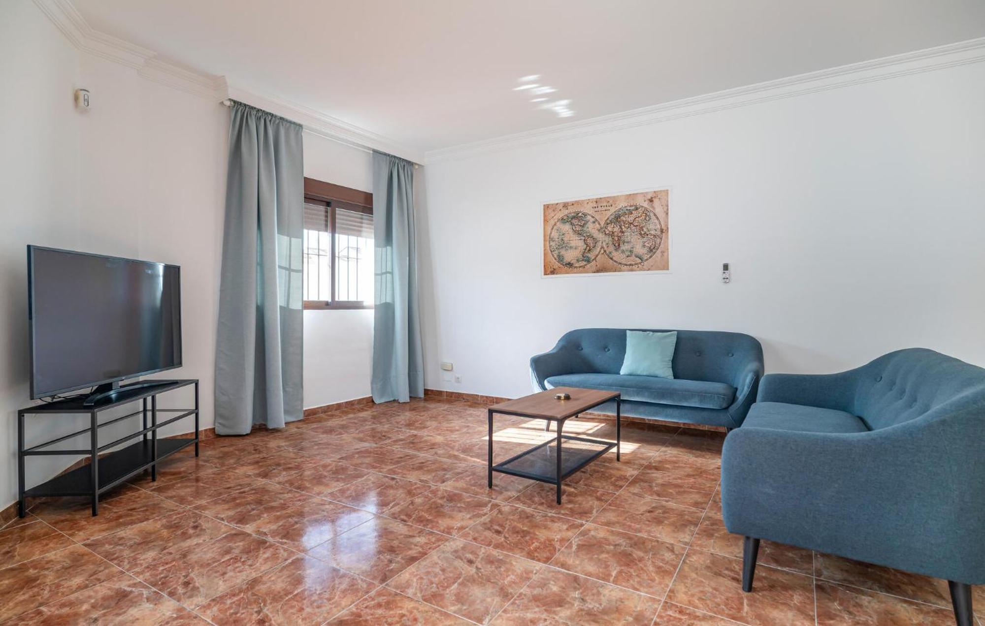 Lovely Home In Benalmadena With Kitchen Buitenkant foto