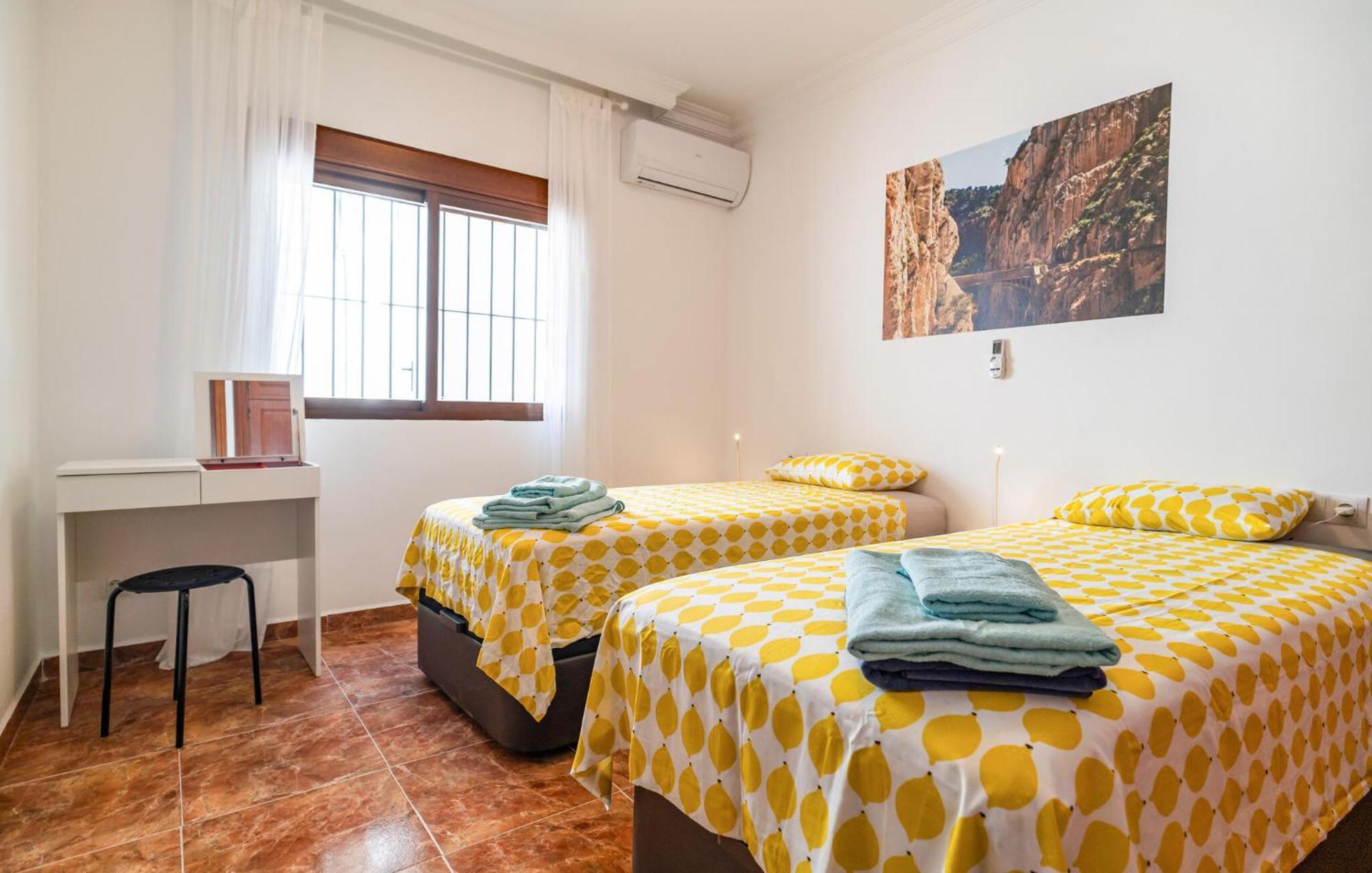 Lovely Home In Benalmadena With Kitchen Buitenkant foto
